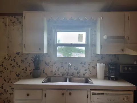 515 Perkins St, Decherd, TN 37324 photo 7