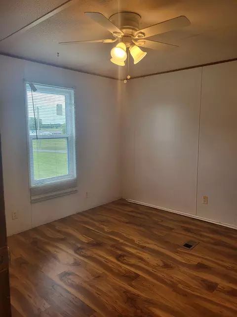 515 Perkins St, Decherd, TN 37324 photo 16