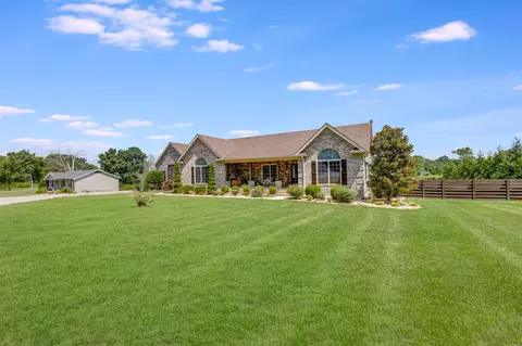 1070 Frank Martin Rd, Shelbyville, TN 37160