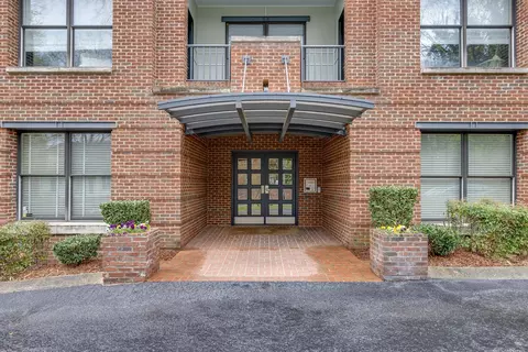 4040 Woodlawn Dr #24, Nashville, TN 37205