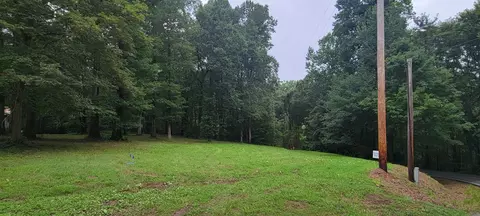 1 Beech Hill Rd, Pegram, TN 37143