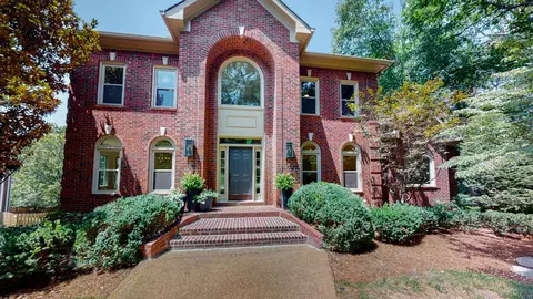 9453 Highwood Hill Rd, Brentwood, TN 37027