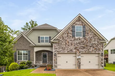 2002 Boles Ct, Spring Hill, TN 37174 photo 3