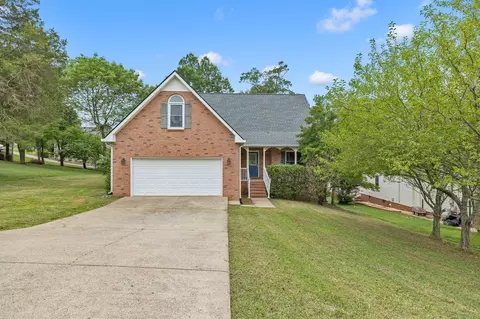 206 Saint Michaels Ln, Smyrna, TN 37167