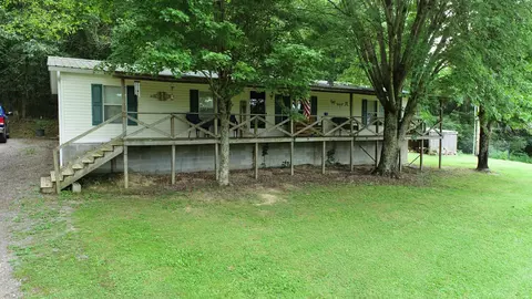 24 Tribble Ln, Gordonsville, TN 38563