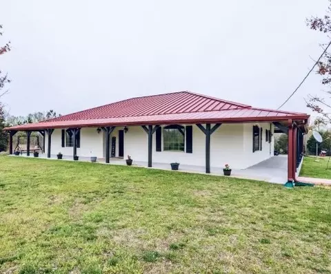 640 Nels Adams Rd, Dickson, TN 37055