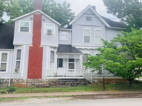 303 E Lytle St, Murfreesboro, TN 37130 photo 3
