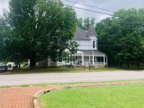 303 E Lytle St, Murfreesboro, TN 37130 photo 2