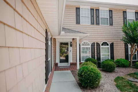 896 Summit Dr E, Dalton, GA 30721 photo 9