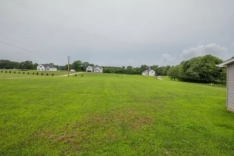 5064 Hyde Rd, Springfield, TN 37172 photo 24