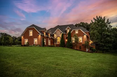 3902 Lakebrook Dr, Murfreesboro, TN 37130