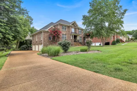 109 Glen Leven Way, Hendersonville, TN 37075