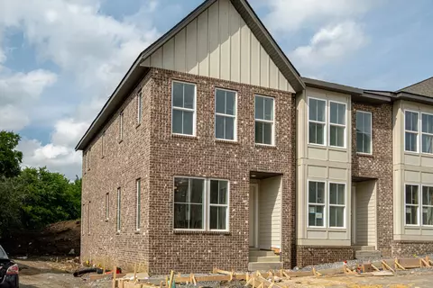 657 Cogdill Ln, Nashville, TN 37216