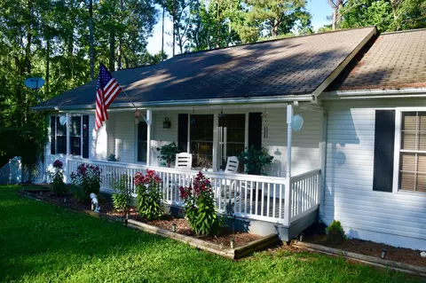 1008 Mayes Rd, Kingston Springs, TN 37082