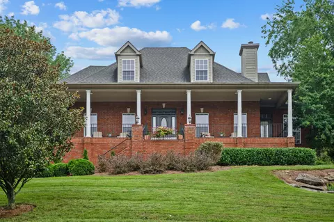 8216 W Chase Ct, Nashville, TN 37221