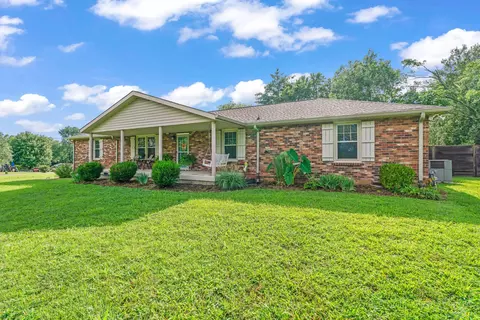 200 Paul Dr, Mount Juliet, TN 37122