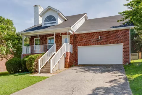 210 Waterview Dr, Hendersonville, TN 37075