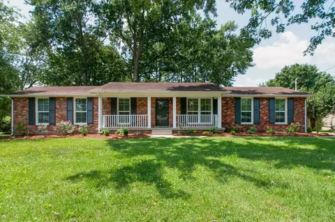 821 Chrisman Dr, Franklin, TN 37064