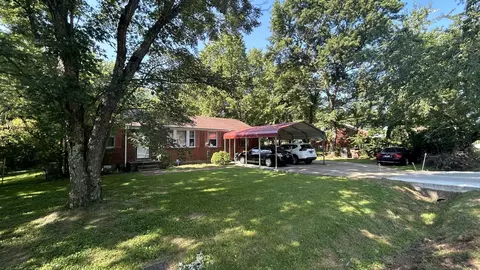 355 Fairlane Dr, Nashville, TN 37211