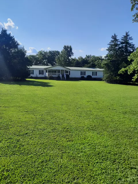 9020 Hillsboro Hwy, Hillsboro, TN 37342