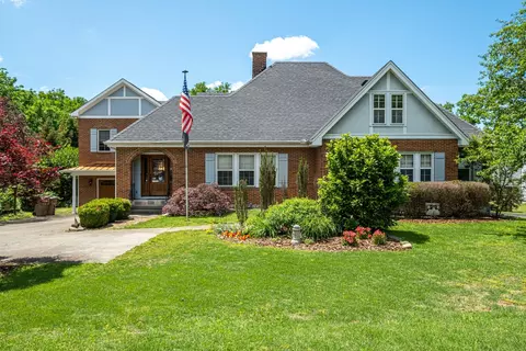 106 Fairway Dr, Nashville, TN 37214