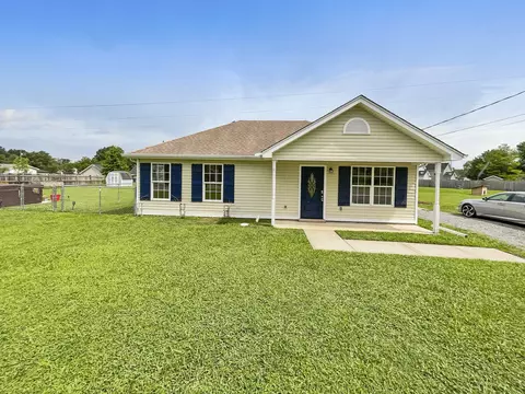 2423 Aspen Ave, Murfreesboro, TN 37130