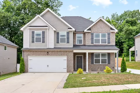 1068 Black Oak Cir, Clarksville, TN 37042
