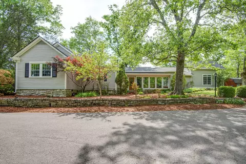3045 Hillsboro Rd, Brentwood, TN 37027