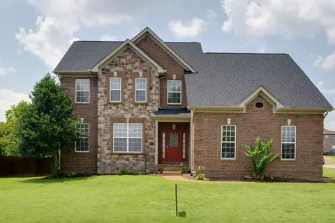 152 Mckain Xing, Hendersonville, TN 37075