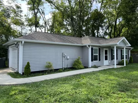 92 College Ave, Centerville, TN 37033 photo 2