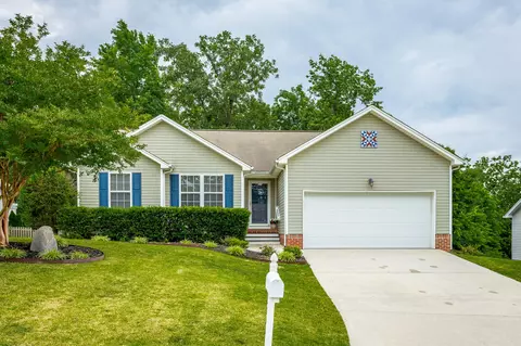 1836 Coffee Tree Ln, Soddy Daisy, TN 37379