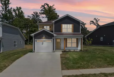 183 Woodland Station Dr, Clarksville, TN 37040