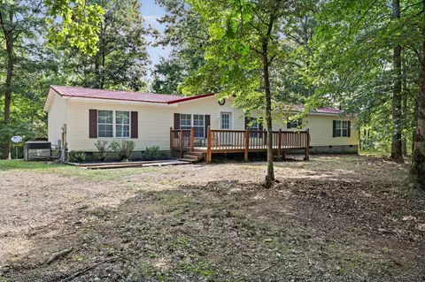 291 Sandy Dr, Summertown, TN 38483