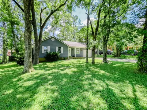 105 Creek Ct, Smyrna, TN 37167
