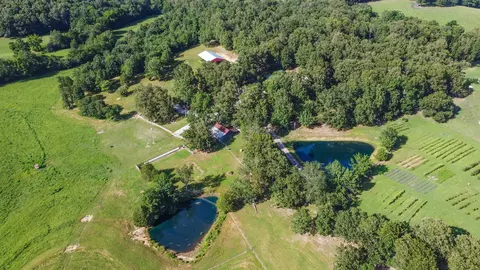 76 Chief Creek Rd N, Lawrenceburg, TN 38464