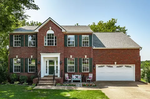 149 Grove Ln S, Hendersonville, TN 37075