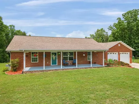 500 Raven Cliff Rd, Graysville, TN 37338