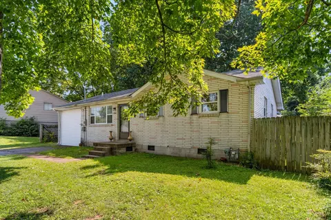 6009 Panama Dr, Hermitage, TN 37076
