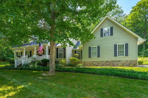 2545 Boston Branch Cir, Signal Mountain, TN 37377