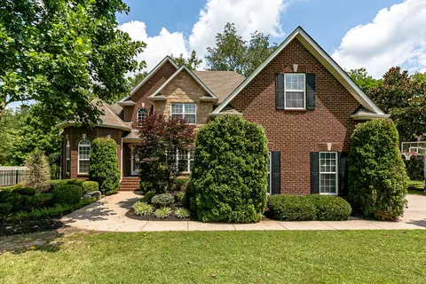 216 Old Orchard Dr, Lascassas, TN 37085