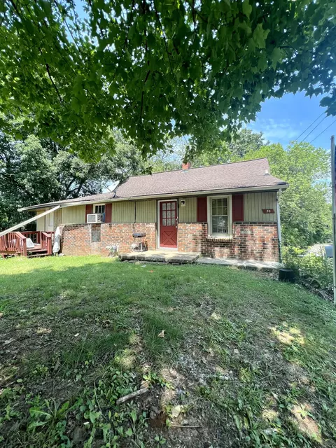30 Walnut St, Springfield, TN 37172 photo 5