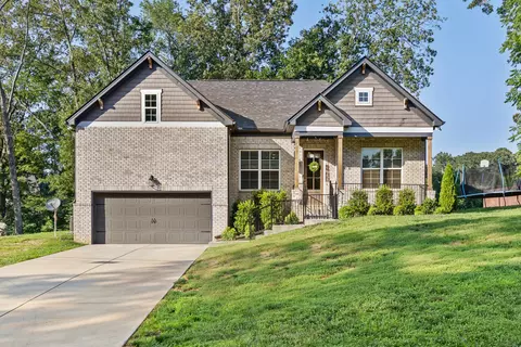 17024 Plantation Way, Bon Aqua, TN 37025