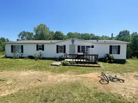 126 Yoders Ln, Summertown, TN 38483