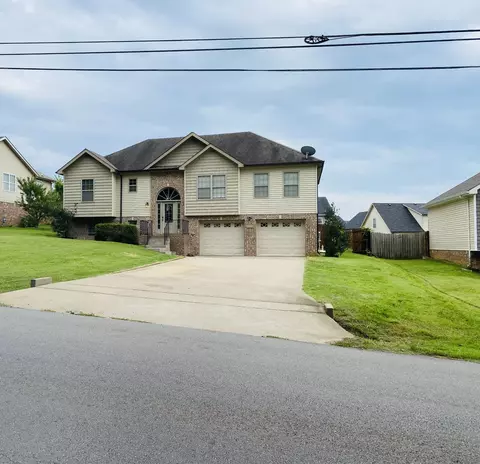 2208 Allen Griffey Rd, Clarksville, TN 37042