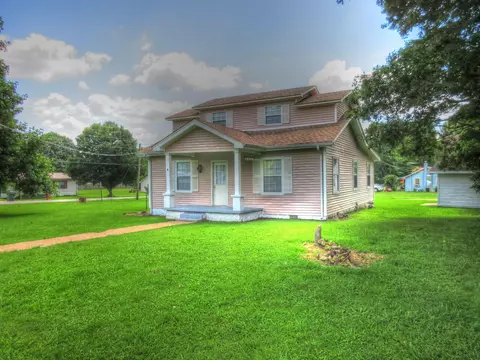 1719 W Trace Creek Rd W, Waverly, TN 37185