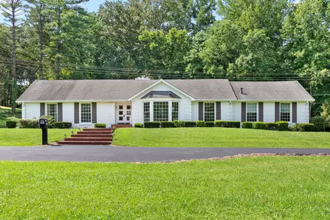 590 Dunbar Cave Rd, Clarksville, TN 37043