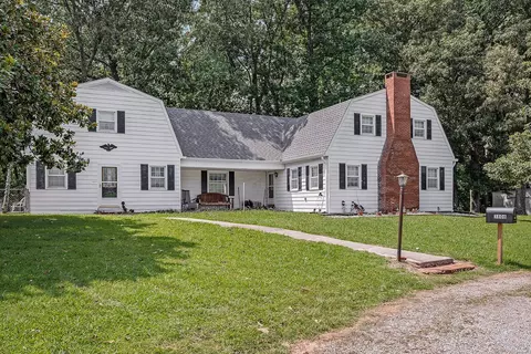 3808 Viola Rd, Mcminnville, TN 37110