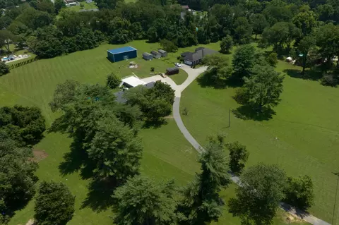 680 Vanderbilt Rd, Mount Juliet, TN 37122