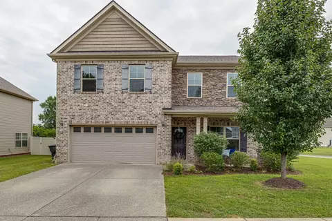 1060 Daniel Ln, Spring Hill, TN 37174