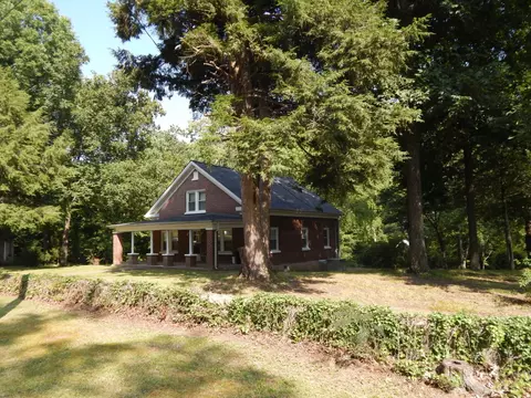 902 State Hwy 99, Waynesboro, TN 38485